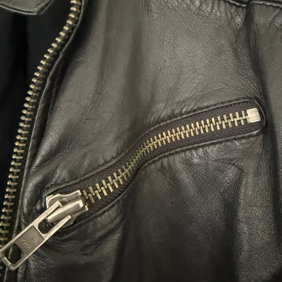 Vintage H&M leather Moto jacket. Slim fit. - Picture 4 of 4